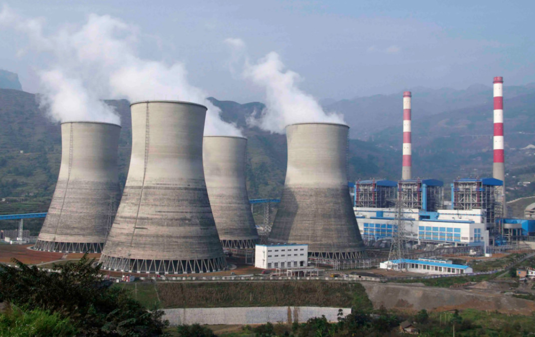 (圖:電廠脫硫塔)