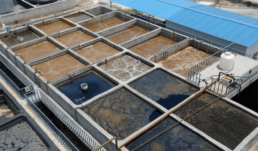 (圖:工業(yè)污水廢水起泡)